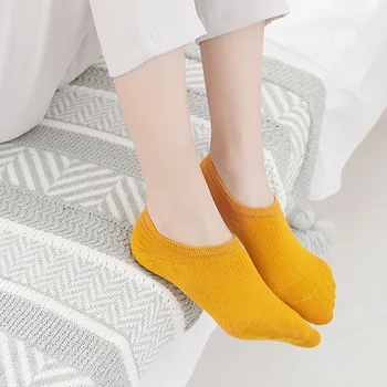 1 Par Običnog ljetnih Nevidljive bez čarapa čarape, ženske Silikonske Нескользящие Kratke čarape, Papuče, pamučne čarape s niskim izreza na gležnju
