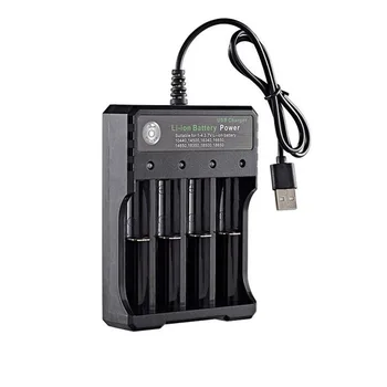 3,7 U 18650 USB Punjač Litij-ionska Baterija Kapaciteta 1-4 Utora Nezavisna Punjenje Prijenosni Punjač 18350 16340 14500