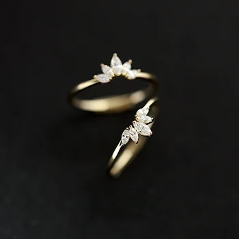 925 Sterling Srebra Pave Crystal Premaz 14 Za Zlato Princeza Crown Prst Prsten Ženska Moda Vjenčanje College Nakit Pribor