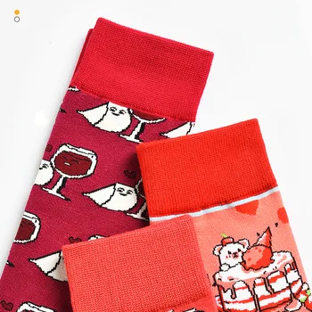 Jesensko-zimske nove kreativne ženske ravne čarape s cartoonish životinjama lik, zabavne modne čarape, modni pamučne čarape s dugim vrhom