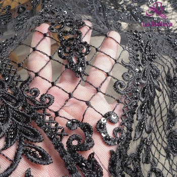 La Belleza 2022 novi modni čipkan haljina, crna čipka s perlicama, bijela čipka s perlicama, čipke boje slonovače, cvjetne čipke tkanina za vjenčanicom širine 52 