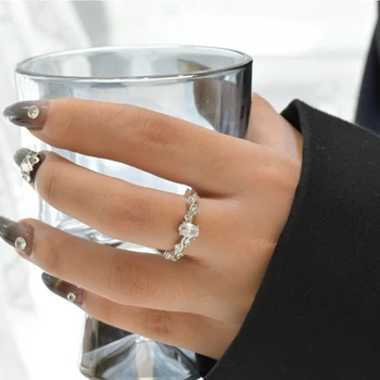 Trumium 0.5 CT Sada čisto (eng. sterling) Srebro 925 Sterling Ovalni Cirkon Loza Dizajn prstena za Žene Angažman Prstenovi Angažman Luksuzno Prijedlog prsten