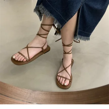 Ukusan ženske sandale; novo ljeto 2022 godine; modni rimski cipele ravnim cipelama sa uvezivanje i sravnjenje uvezivanje; plaže plaže sandale s okruglim vrhom i otvorenim vrhom; Fenomenalne sandale Mujer
