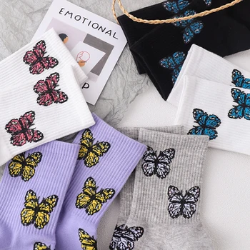 Čarape s leptirićima, ženske čarape srednje dužine, jesensko-zimskih modnih i popularni čarape srednje dužine, univerzalna čarapa, Hrpa čarapa